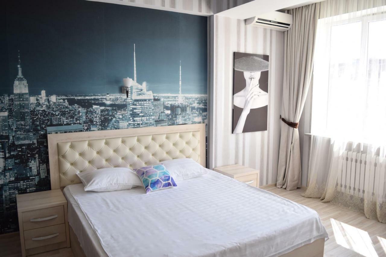 Apartment With Good View In The Center Bishkek Exterior foto